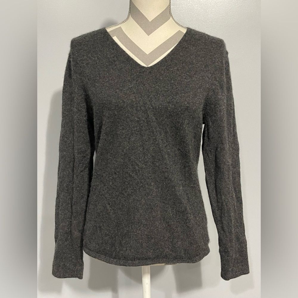 100%Cashmere  sweater